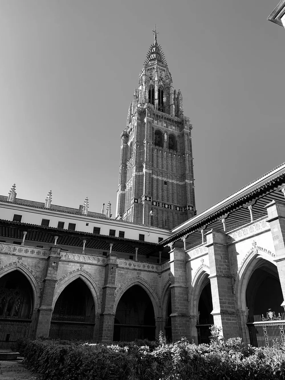Entrevista sobre la Catedral Primada en El Colegio Invisible (Onda Cero)